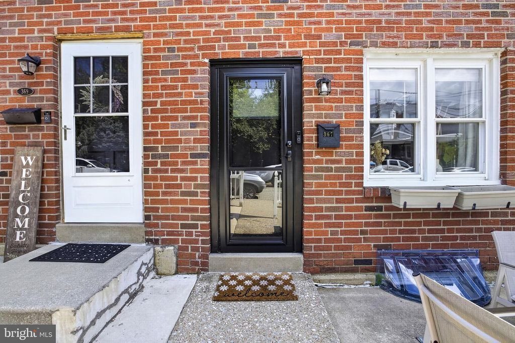 367 CONARROE ST, PHILADELPHIA, PA 19128 — photo 2