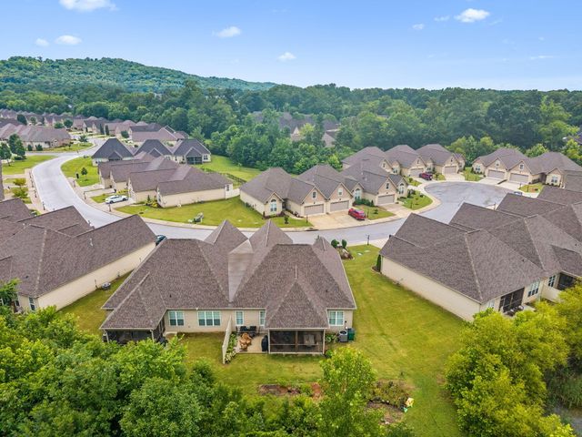 979 Jackson Mill Drive, Hixson, TN 37343