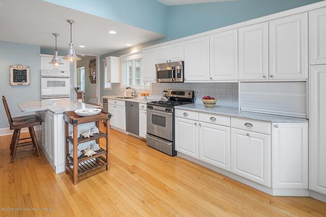 408 Tuttle Avenue, Spring Lake, NJ 07762