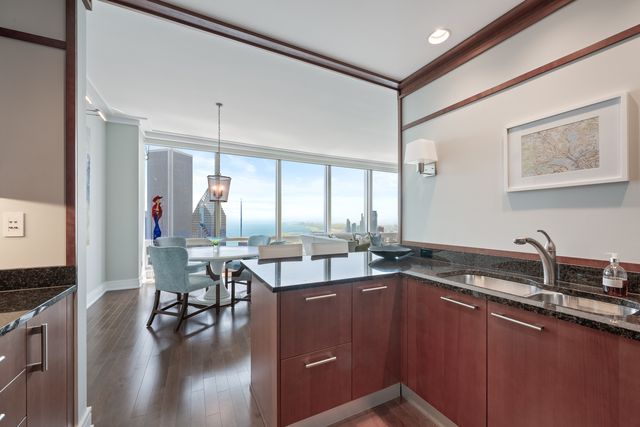 401 N Wabash Avenue 55F, Chicago, IL 60611