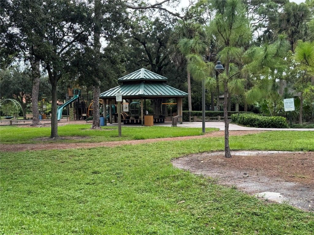 913 SW 15th Terrace 1, Fort Lauderdale, FL 33312