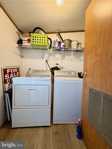 16 GREEN ACRES TRAILER CT, Lebanon, PA 17046