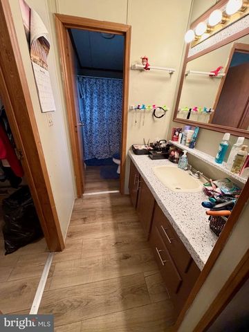 16 GREEN ACRES TRAILER CT, Lebanon, PA 17046