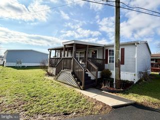 16 GREEN ACRES TRAILER CT, Lebanon, PA 17046