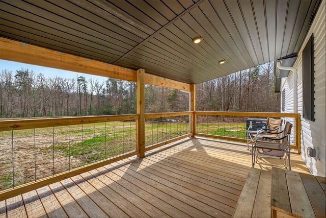 365 Spring Haven Ln, Sparta, TN 38583