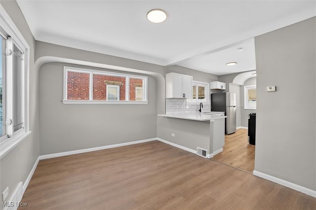 8910 Mccracken Boulevard, Garfield Heights, OH 44125