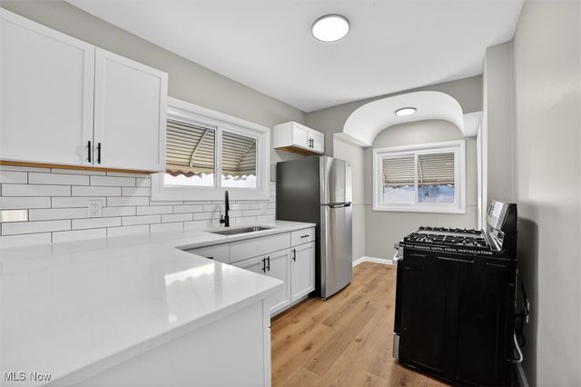 8910 Mccracken Boulevard, Garfield Heights, OH 44125