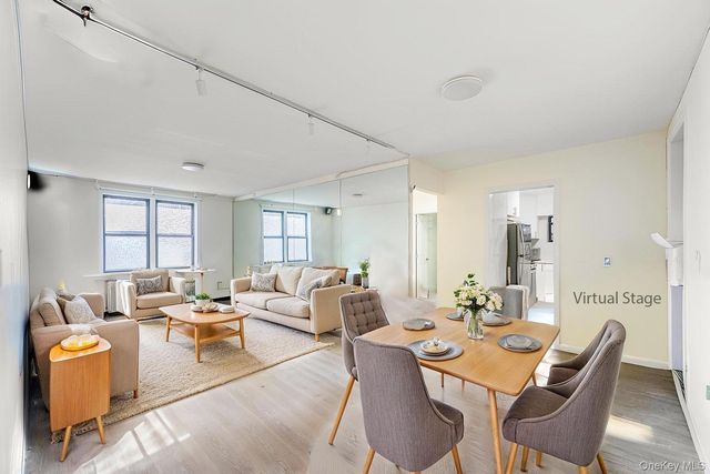 143-36 Barclay Avenue 1H, Flushing, NY 11355