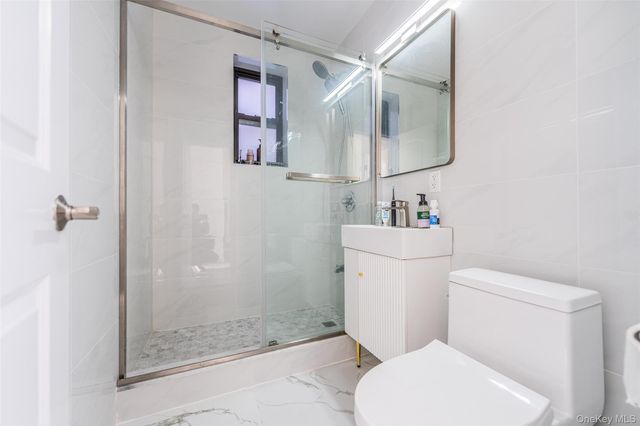 143-36 Barclay Avenue 1H, Flushing, NY 11355