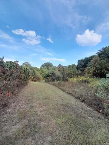 8134 S Rockport Road, Bloomington, IN 47403