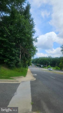 8380 LANDOVER RD, Landover, MD 20785