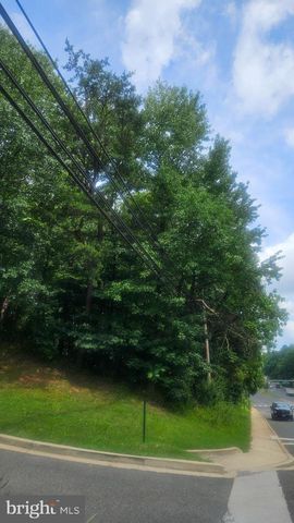 8380 LANDOVER RD, Landover, MD 20785