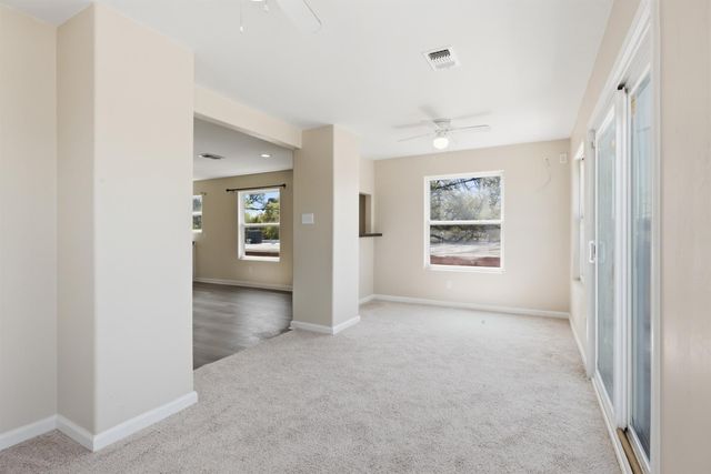 313 Grand Avenue, Bacliff, TX 77518