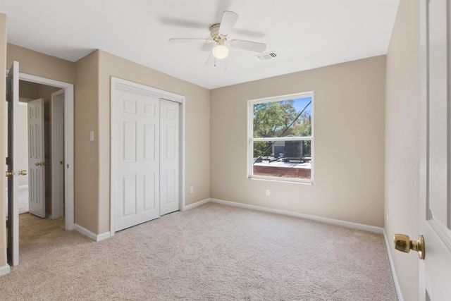 313 Grand Avenue, Bacliff, TX 77518