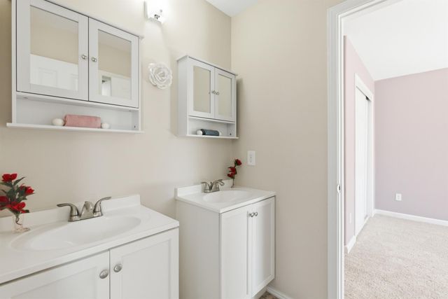 313 Grand Avenue, Bacliff, TX 77518