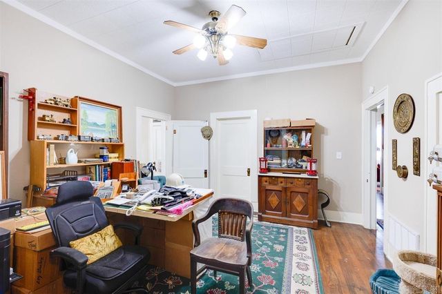 1000 Nelson Street, Linden, TX 75563