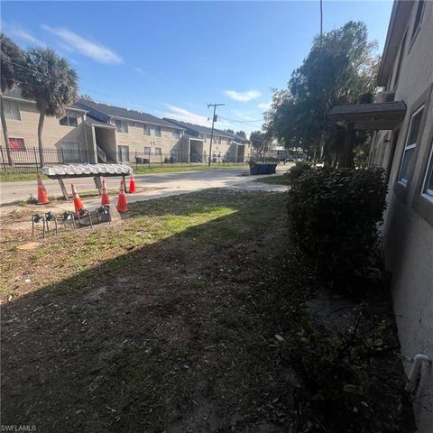 3619 Seminole AVE 8, Fort Myers, FL 33916