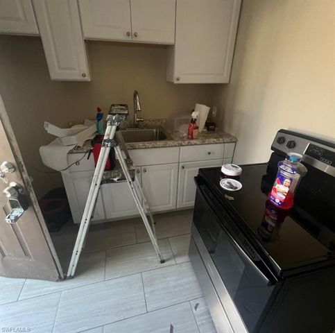 3619 Seminole AVE 8, Fort Myers, FL 33916