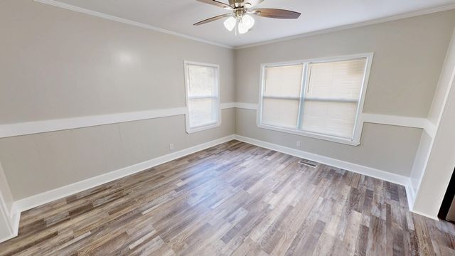 105 E Register Street, Geneva, AL 36340