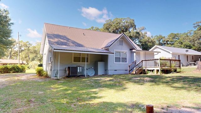 105 E Register Street, Geneva, AL 36340