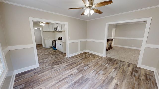 105 E Register Street, Geneva, AL 36340