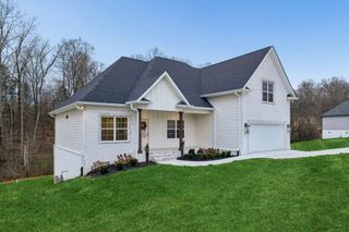 119 Casey St, Brush Creek, TN 38547