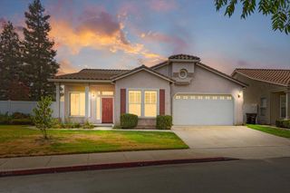 105 Little Johns Creek Dr, Oakdale, CA 95361