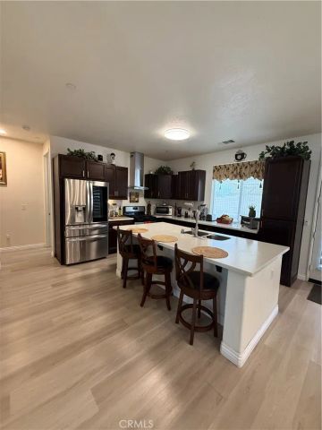 13229 Plaza Laredo Way, Victorville, CA 92395