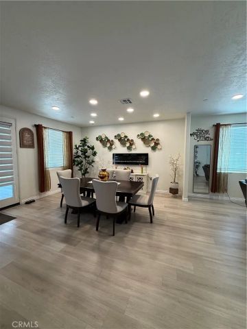 13229 Plaza Laredo Way, Victorville, CA 92395