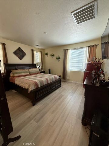 13229 Plaza Laredo Way, Victorville, CA 92395