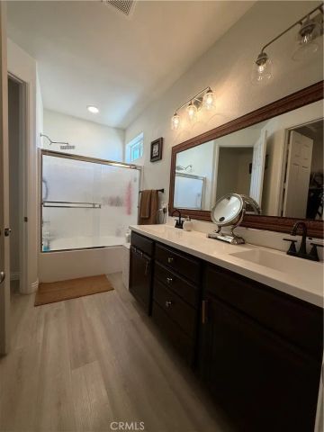 13229 Plaza Laredo Way, Victorville, CA 92395