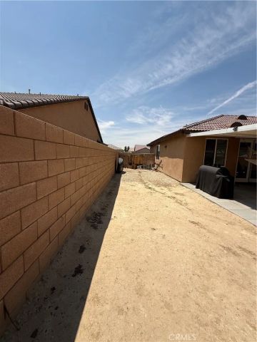 13229 Plaza Laredo Way, Victorville, CA 92395