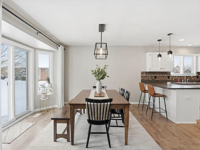 54537 Pine Street, New Baltimore, MI 48047