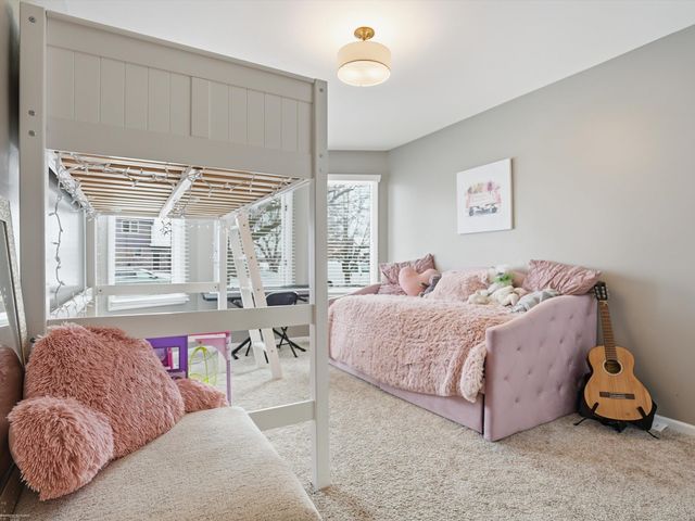 54537 Pine Street, New Baltimore, MI 48047