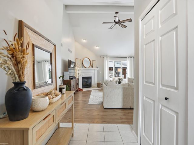 54537 Pine Street, New Baltimore, MI 48047