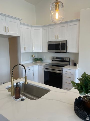 4105 E COMANCHE ST, Eagle Mountain, UT 84005