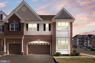 4410 CHAMPIONS RUN, Cherry Hill, NJ 08002