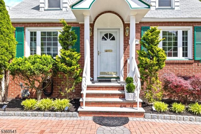 627 Summit Rd, Union Twp., NJ 07083