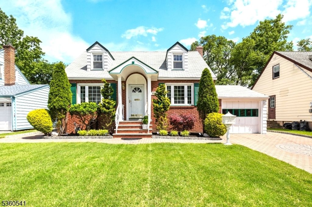 627 Summit Rd, Union Twp., NJ 07083
