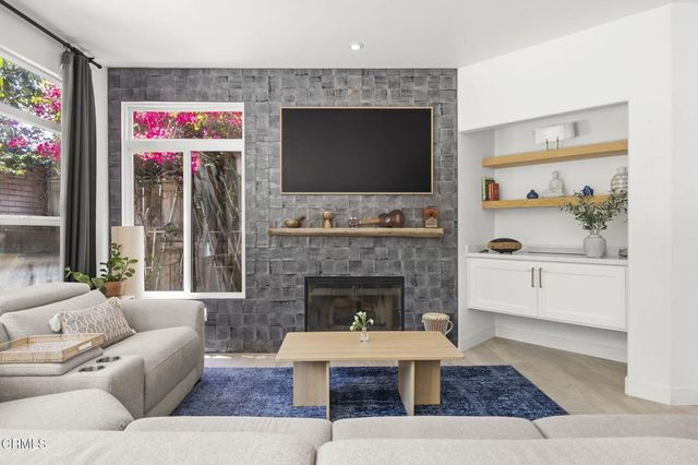 4712 Templeton Street, Ventura, CA 93003