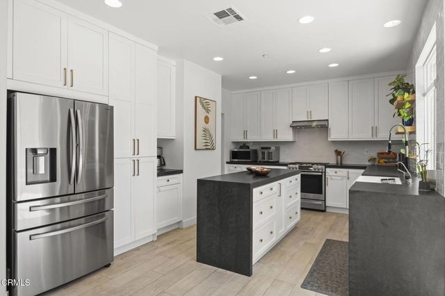 4712 Templeton Street, Ventura, CA 93003