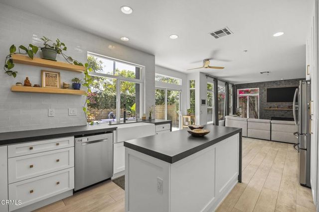 4712 Templeton Street, Ventura, CA 93003