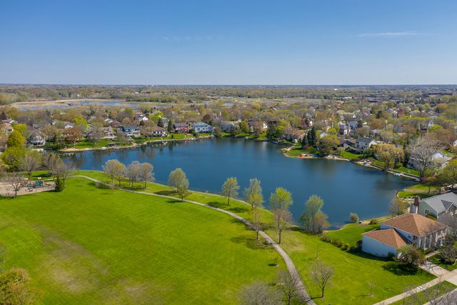 4116 N Terramere Avenue, Arlington Heights, IL 60004