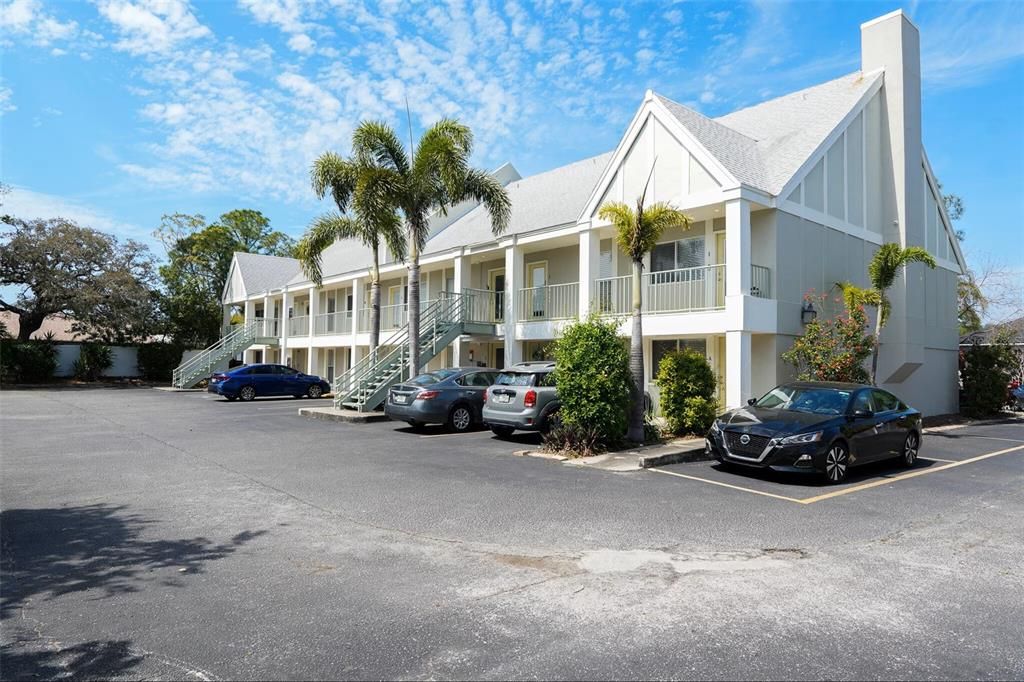 Image 1 of property listing at 4114 W NORTH B STREET, Tampa, FL 33609