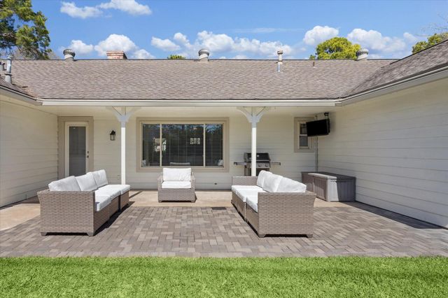 9823 Canoga Lane, Houston, TX 77080