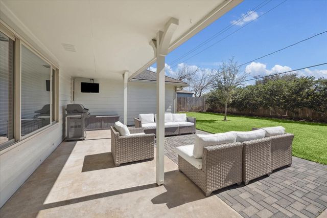 9823 Canoga Lane, Houston, TX 77080