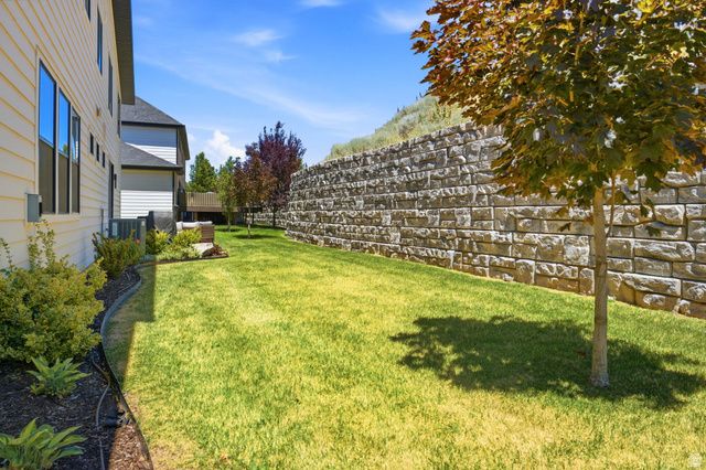 4762 S 1575 E, Ogden, UT 84403