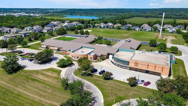21803 W 46th Terrace, Shawnee, KS 66226