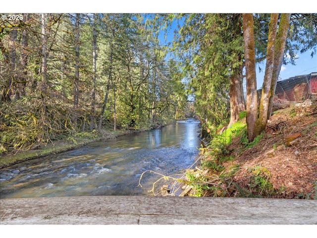 18191 S HIGHWAY 211, Molalla, OR 97038