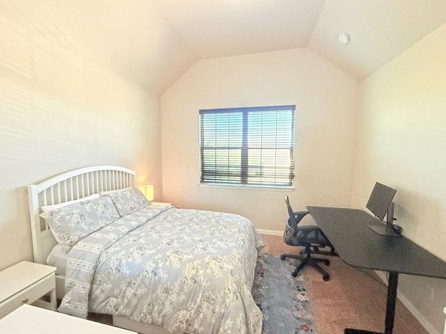 100 Orvieto CV, Liberty Hill, TX 78642